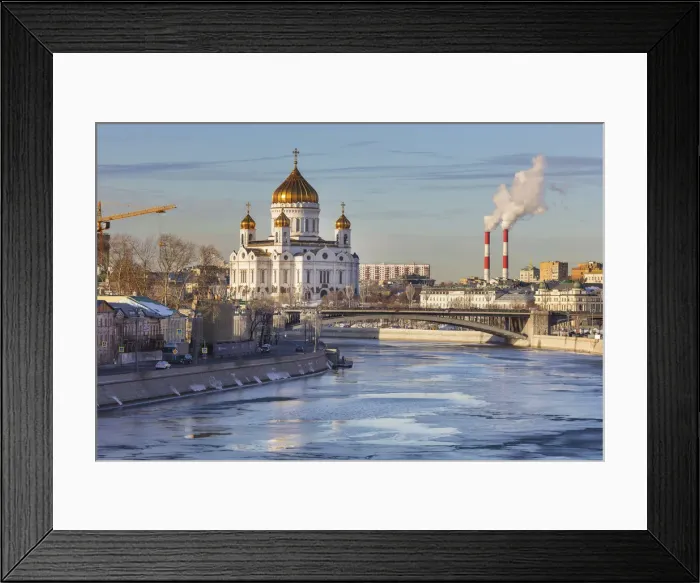Framed Print : Christ the Saviour cathedral, cityscape, Moscow, Russia Framed Print : Christ the Saviour cathedral, cityscape, Moscow, Russia