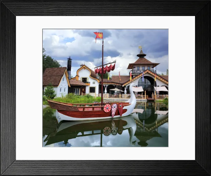 Framed Print : Restaurant in traditional Russian style, Solotcha, Ryazan, Russia Framed Print : Restaurant in traditional Russian style, Solotcha, Ryazan, Russia