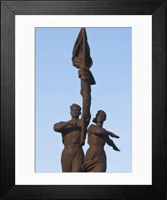 Framed Print : Russia, Ekaterinburg (Yekateringburg), Statue infront of Ascensin Cathedral Framed Print : Russia, Ekaterinburg (Yekateringburg), Statue infront of Ascensin Cathedral