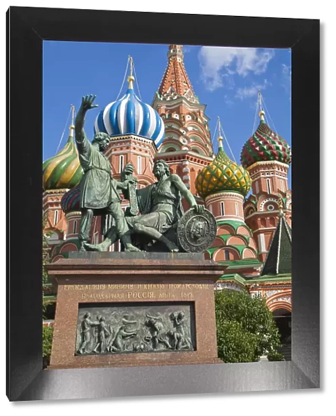 Russia, Moscow, Red Square, Statue of Kuzma Minin & Dmitry Pozharsky, St Basil s