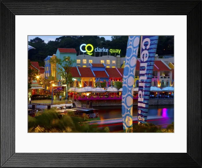 Framed Print : The Singapore River flows past Clarke Quay, a new area of nightlife restaurants and bars Framed Print : The Singapore River flows past Clarke Quay, a new area of nightlife restaurants and bars