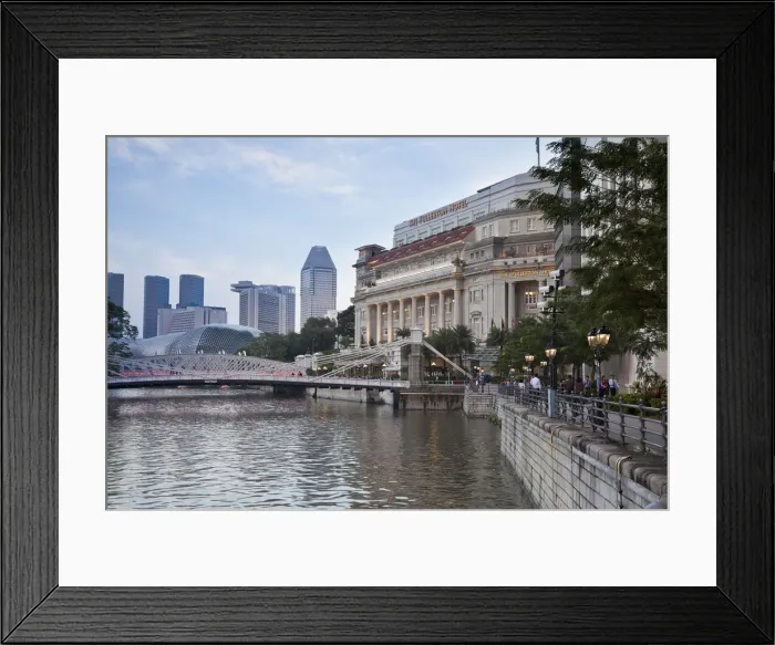 Framed Print : Boat Quay and Fullerton Hotel, Singapore River, Singapore Framed Print : Boat Quay and Fullerton Hotel, Singapore River, Singapore