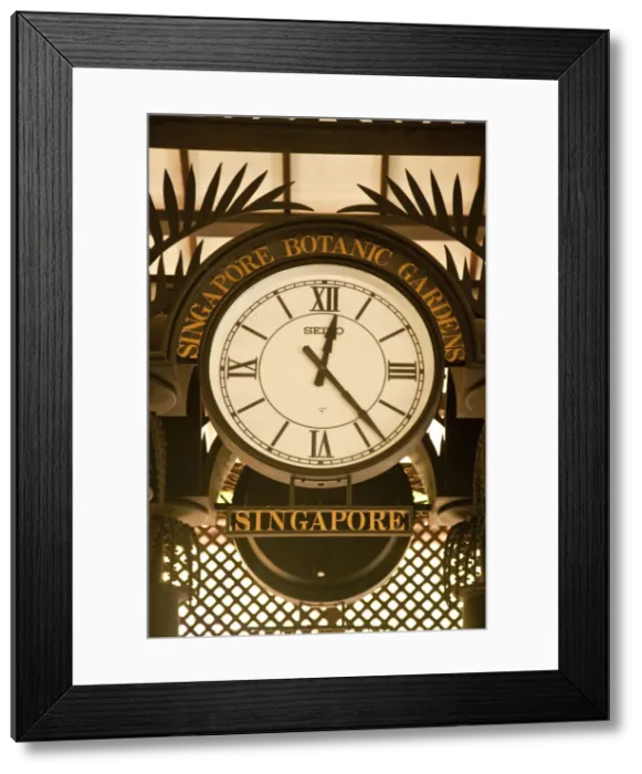 Framed Print : Clock at the Singapore Botanic Gardens, Singapore Framed Print : Clock at the Singapore Botanic Gardens, Singapore