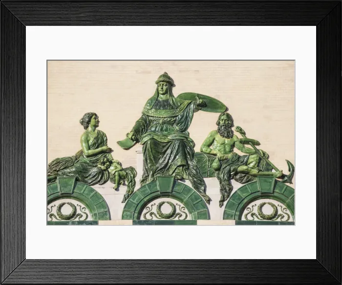 Framed Print : Serbia, Belgrade, Moscow hotel - an Art nouveau icon Framed Print : Serbia, Belgrade, Moscow hotel - an Art nouveau icon