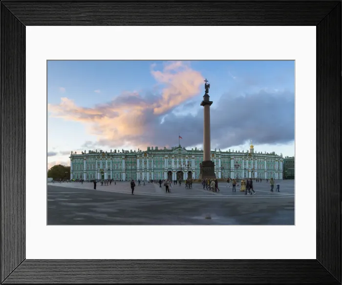 Framed Print : Russia, Saint Petersburg, Palace Square, Alexander Column and the Hermitage, Winter Framed Print : Russia, Saint Petersburg, Palace Square, Alexander Column and the Hermitage, Winter