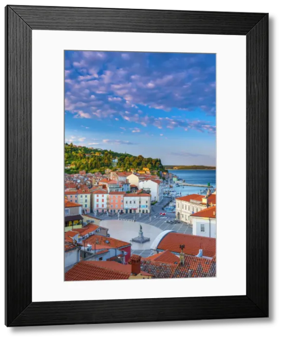 Framed Print : Slovenia, Primorska, Piran, Old Town, Tartinijev trg (Tartini Square) Framed Print : Slovenia, Primorska, Piran, Old Town, Tartinijev trg (Tartini Square)
