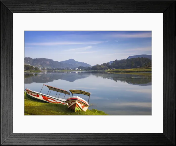 Framed Print : Sri Lanka, Nuwara Eliya, Gregory Lake Framed Print : Sri Lanka, Nuwara Eliya, Gregory Lake