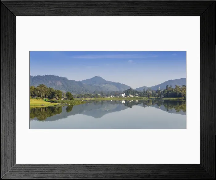 Framed Print : Sri Lanka, Nuwara Eliya, Gregory Lake Framed Print : Sri Lanka, Nuwara Eliya, Gregory Lake