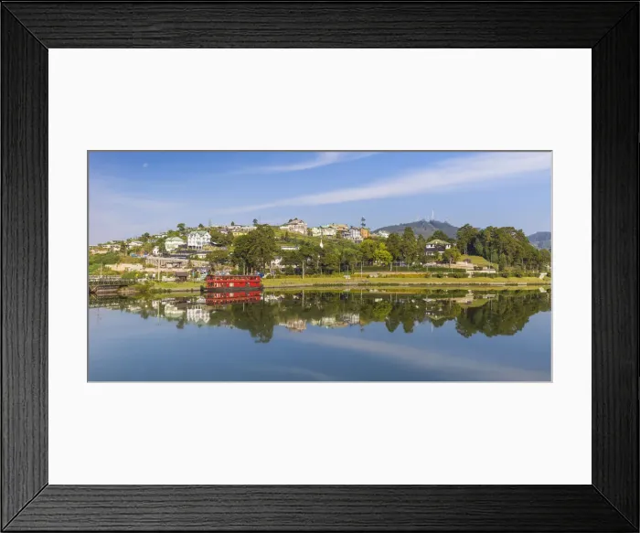 Framed Print : Sri Lanka, Nuwara Eliya, Gregory Lake