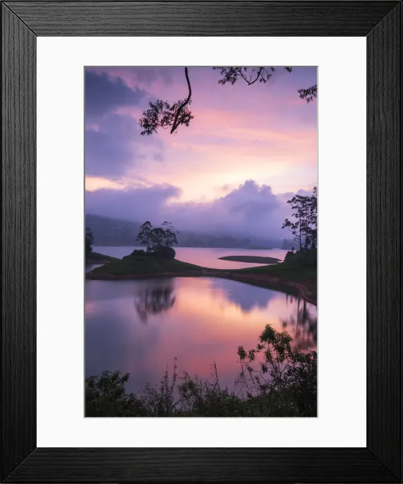 Framed Print : Sri Lanka, Hatton, Castlereagh Lake Framed Print : Sri Lanka, Hatton, Castlereagh Lake
