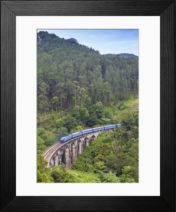 Framed Print : Sri Lanka, Ella, Train on Nine Arches bridge Framed Print : Sri Lanka, Ella, Train on Nine Arches bridge