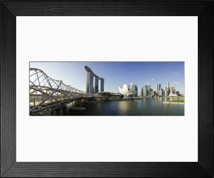 Framed Print : Singapore, the Helix bridge leading across Marina Bay to the Marina Bay Sands hotel Framed Print : Singapore, the Helix bridge leading across Marina Bay to the Marina Bay Sands hotel