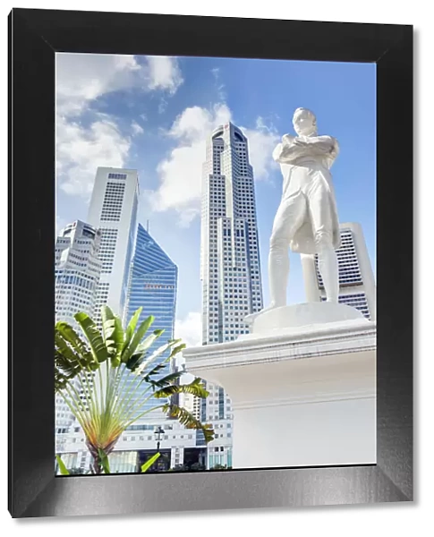 Sir Stamford Raffles Statue, founder of Singapore, Singapore