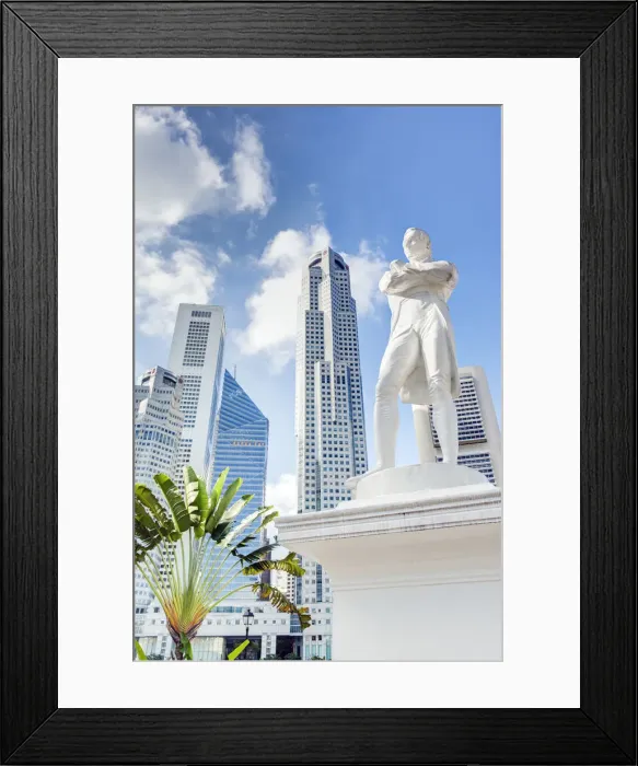 Framed Print : Sir Stamford Raffles Statue, founder of Singapore, Singapore Framed Print : Sir Stamford Raffles Statue, founder of Singapore, Singapore