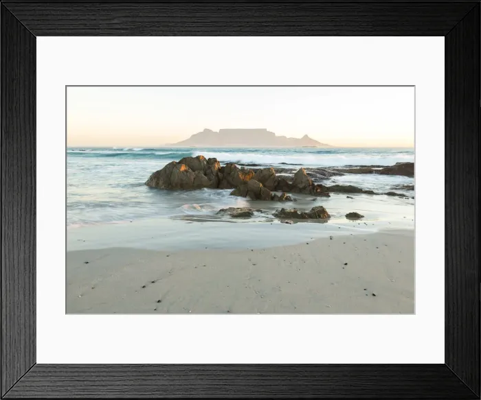 Framed Print : Bloubergstrand beach with Table Mountain in background Framed Print : Bloubergstrand beach with Table Mountain in background