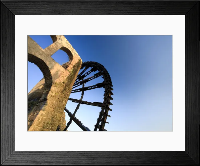 Framed Print : Syria, Hama old Town and 13th Century Water Wheels (Norias) Framed Print : Syria, Hama old Town and 13th Century Water Wheels (Norias)