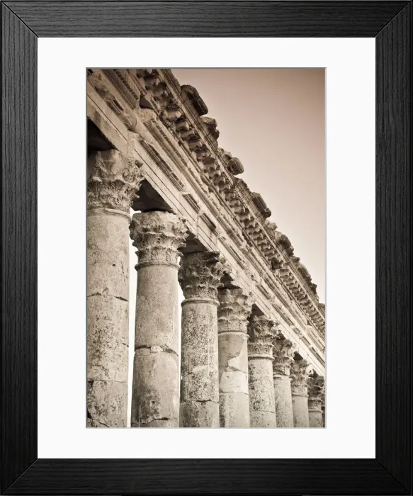Framed Print : Syria, Apamea (Afamia) Archaeological Site (founded 3rd Century BC), 2km Cardo (Roman Framed Print : Syria, Apamea (Afamia) Archaeological Site (founded 3rd Century BC), 2km Cardo (Roman