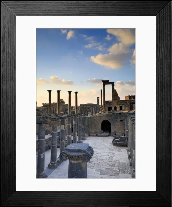 Framed Print : Syria, Bosra, ruins of the ancient Roman town (a UNESCO site), Decumanus (main east-west