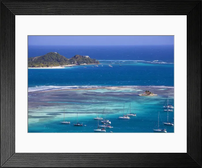 Framed Print : St Vincent and The Grenadines, Union Island, View towards Palm Island Framed Print : St Vincent and The Grenadines, Union Island, View towards Palm Island