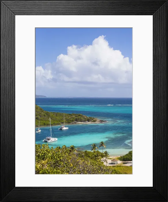 Framed Print : St Vincent and The Grenadines, Tobago Cays, Petit Bateau looking across to Petit Rameau Framed Print : St Vincent and The Grenadines, Tobago Cays, Petit Bateau looking across to Petit Rameau