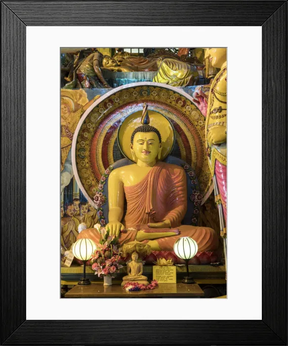 Framed Print : Statue of sitting Buddha a Gangaramaya temple in Colombo, Sri Lanka Framed Print : Statue of sitting Buddha a Gangaramaya temple in Colombo, Sri Lanka