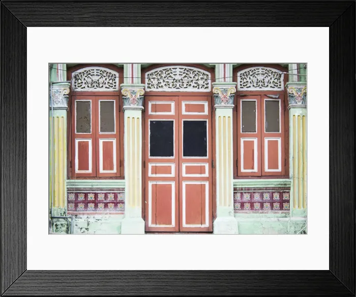 Framed Print : Singapore, traditional shophouse architecture Framed Print : Singapore, traditional shophouse architecture