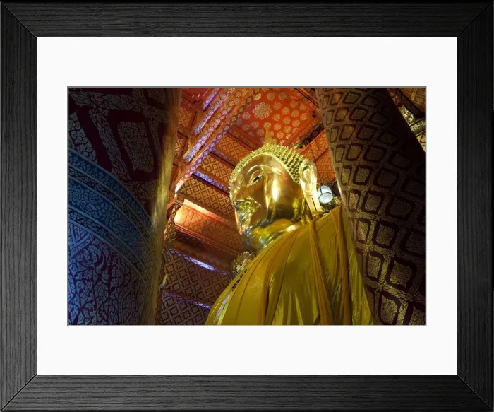Framed Print : Seated Buddha at Wat Phra Chao Phanan Choeng, Ayutthaya, Thailand Framed Print : Seated Buddha at Wat Phra Chao Phanan Choeng, Ayutthaya, Thailand