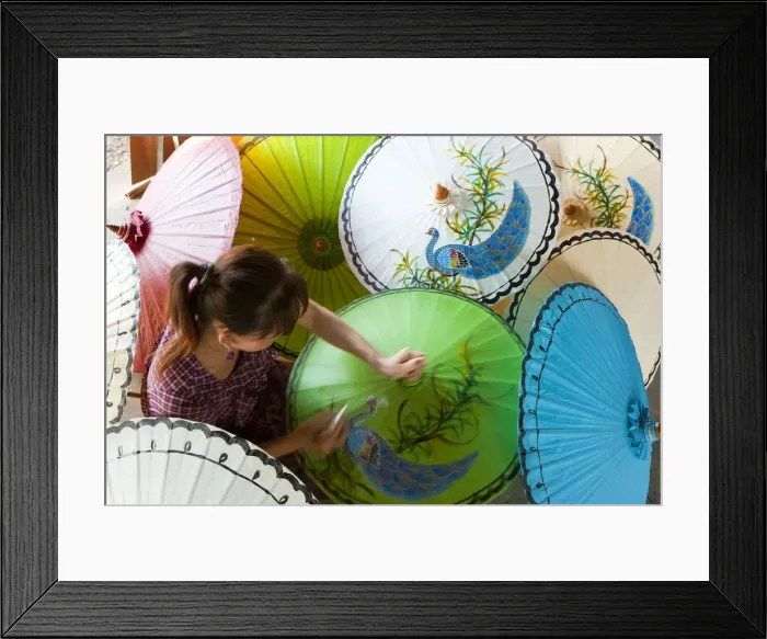 Framed Print : Painting parasols, Bo Sang, Umbrella Village nr Chiang Mai, Thailand Framed Print : Painting parasols, Bo Sang, Umbrella Village nr Chiang Mai, Thailand