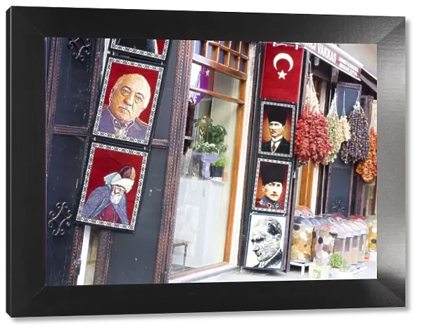 Turkey, Eastern Turkey, Gaziantep, Antep, Carpet shop