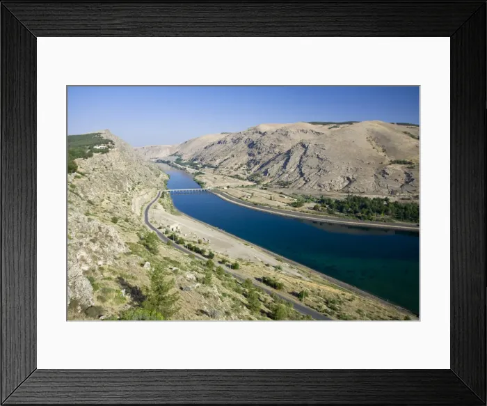 Framed Print : Turkey, Eastern Turkey, near Adiyaman, Ataturk Dam - part of GAP (Southeastern Anatolia