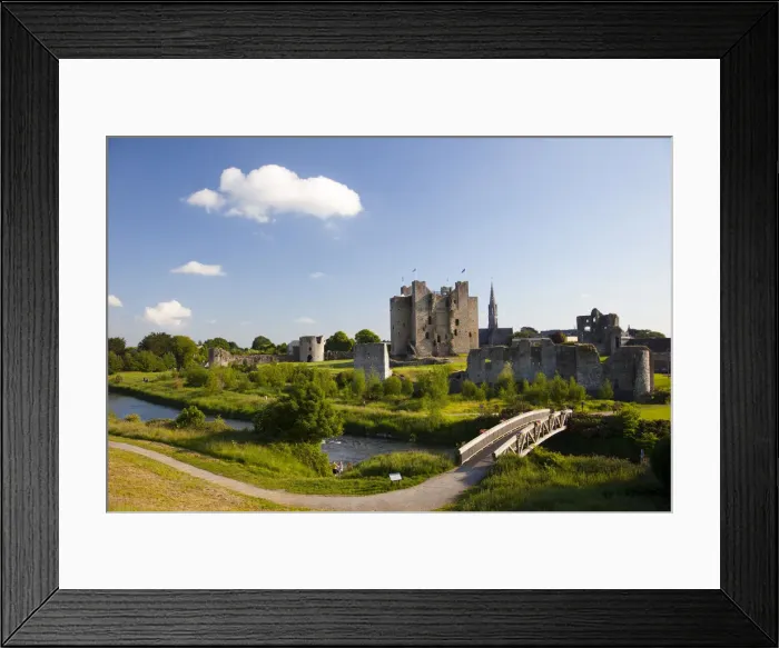 Framed Print : Republic of Ireland, County Meath, Trim Castle Framed Print : Republic of Ireland, County Meath, Trim Castle
