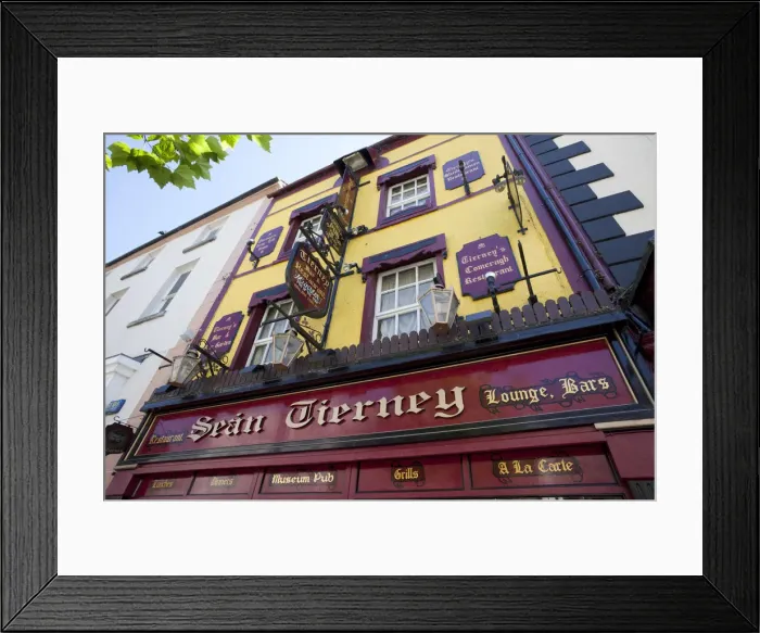 Framed Print : Republic of Ireland, County Tipperary, Clonmel, Pub Frontage Framed Print : Republic of Ireland, County Tipperary, Clonmel, Pub Frontage