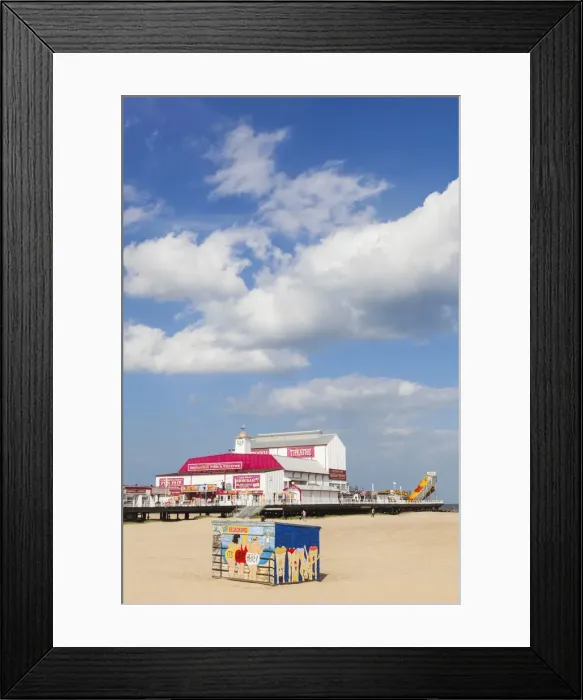 Framed Print : England, Norfolk, Great Yarmouth, Great Yarmouth Beach and Pier