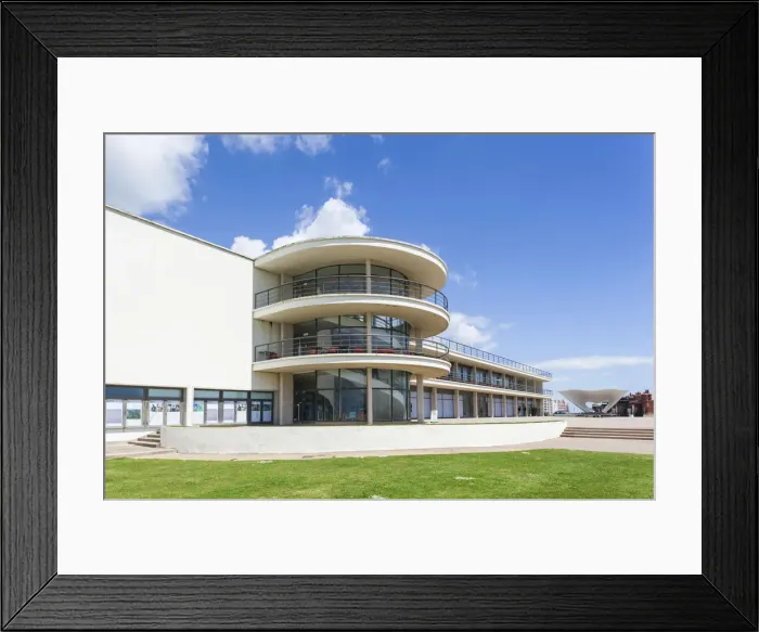 Framed Print : England, East Sussex, Bexhill, The De la Warr Pavilion Framed Print : England, East Sussex, Bexhill, The De la Warr Pavilion
