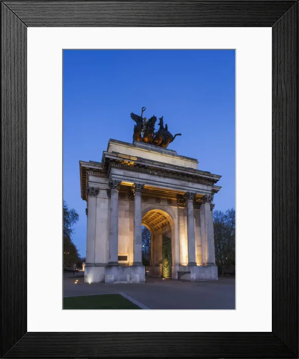 Framed Print : England, London, Westminster, Hyde Park Corner, Wellington Arch Framed Print : England, London, Westminster, Hyde Park Corner, Wellington Arch