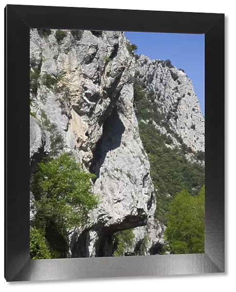 France, Languedoc-Roussillon, Aude, Pyrenees, Road near Quillan