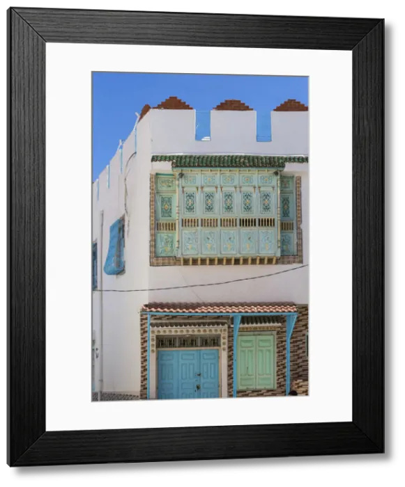 Framed Print : Tunisia, Kairouan, A house in the madina Framed Print : Tunisia, Kairouan, A house in the madina