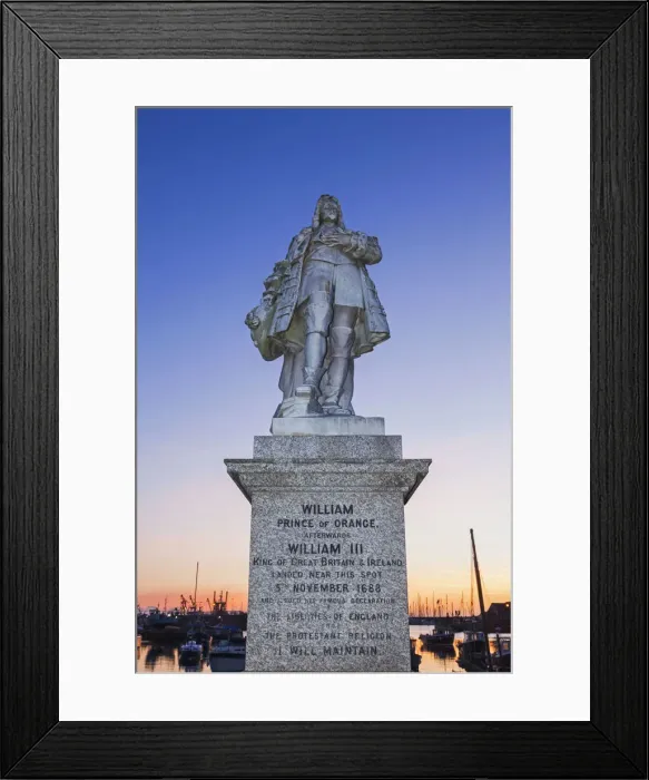 Framed Print : England, Devon, Brixham, Brixham Harbour, Statue of William Prince of Orange Framed Print : England, Devon, Brixham, Brixham Harbour, Statue of William Prince of Orange