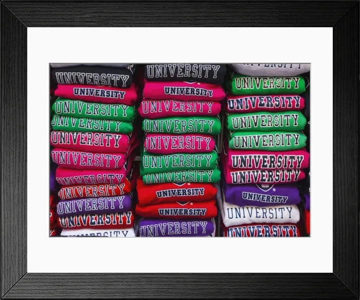 Framed Print : England, Oxfordshire, Oxford, Souvenir Sweatshirts Framed Print : England, Oxfordshire, Oxford, Souvenir Sweatshirts