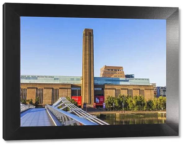 England, London, Bankside, Tate Modern Gallery and Millenium Bridge