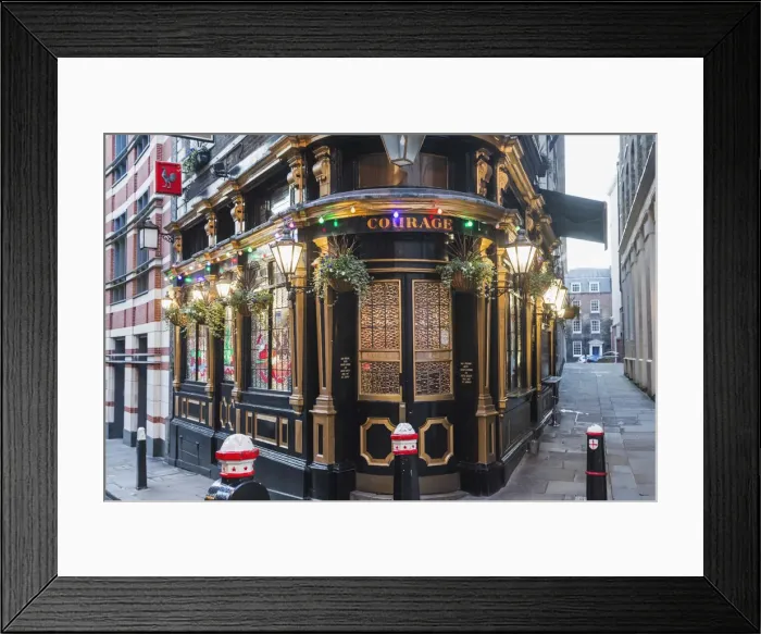 Framed Print : England, London, The City of London, The Cockpit Pub Framed Print : England, London, The City of London, The Cockpit Pub