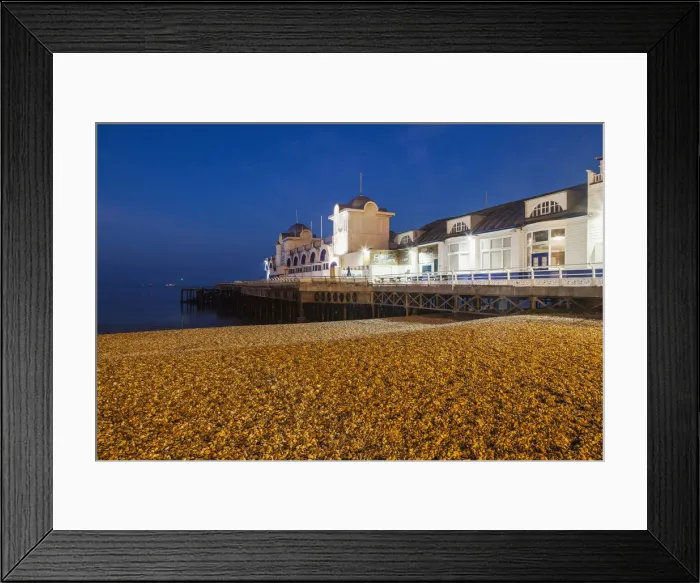 Framed Print : England, Hampshire, Pourtsmouth, Southsea, South Parade Pier
