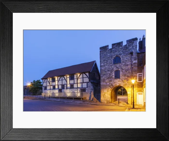 Framed Print : England, Hampshire, Southampton, Tudor Merchants Hall and Westgate
