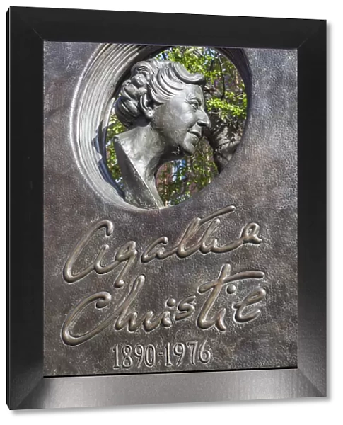 England, London, Covent Garden, Agatha Christie Memorial Statue by Ben Twiston-Davies