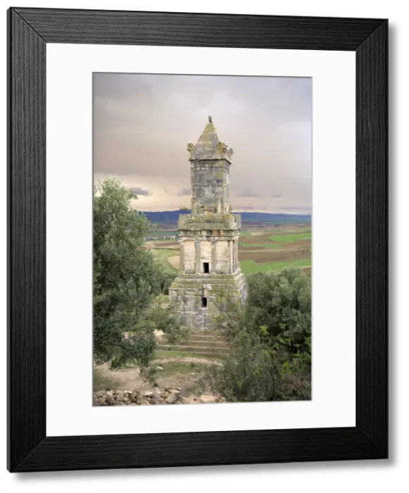 Framed Print : Punic-Libyan Mausoleum, Dougga (Thugga), UNESCO World Heritage Site, Tunisia Framed Print : Punic-Libyan Mausoleum, Dougga (Thugga), UNESCO World Heritage Site, Tunisia