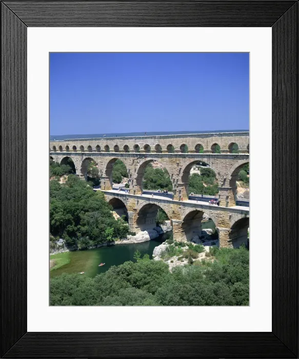 Framed Print : France, Languedoc-Roussillon, Pont du Gard Framed Print : France, Languedoc-Roussillon, Pont du Gard