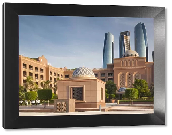 UAE, Abu Dhabi, Emirates Palace Hotel and Etihad Towers