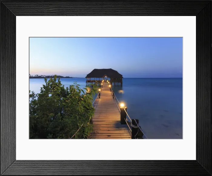 Framed Print : Tanzania. Zanzibar, Jambiani, Reef and Beach Resort, Jetty Bar (PR)