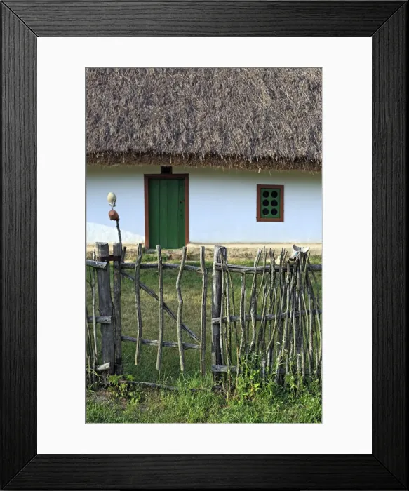 Framed Print : Traditional village house, Subbotov, Cherkasy Oblast, Ukraine Framed Print : Traditional village house, Subbotov, Cherkasy Oblast, Ukraine
