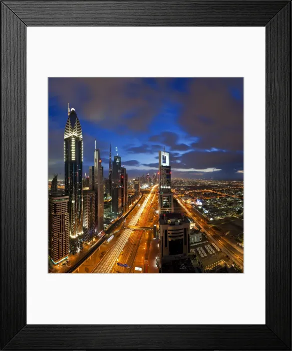 Framed Print : United Arab Emirates (UAE), Dubai, Sheikh Zayed Road looking towards the Burj Kalifa Framed Print : United Arab Emirates (UAE), Dubai, Sheikh Zayed Road looking towards the Burj Kalifa
